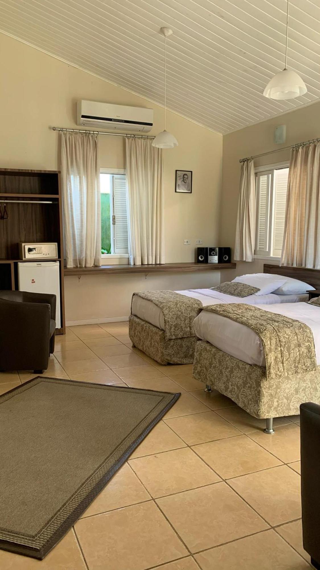 Paraty Bungalows Bar E Hotel Ngoại thất bức ảnh